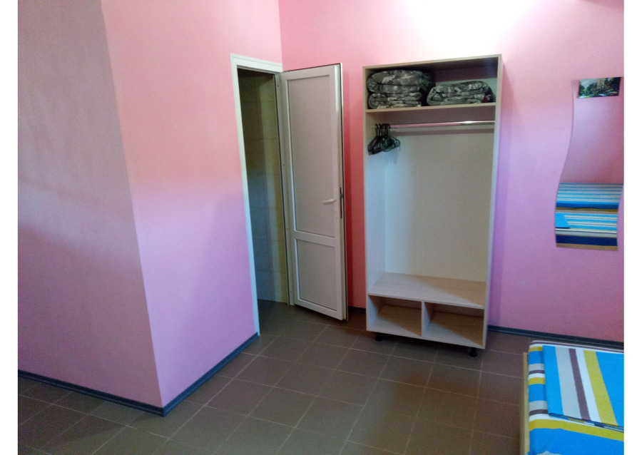 Ищете жилье в Крыму? Посмотрите наш гостевой дом "ДонБас"!